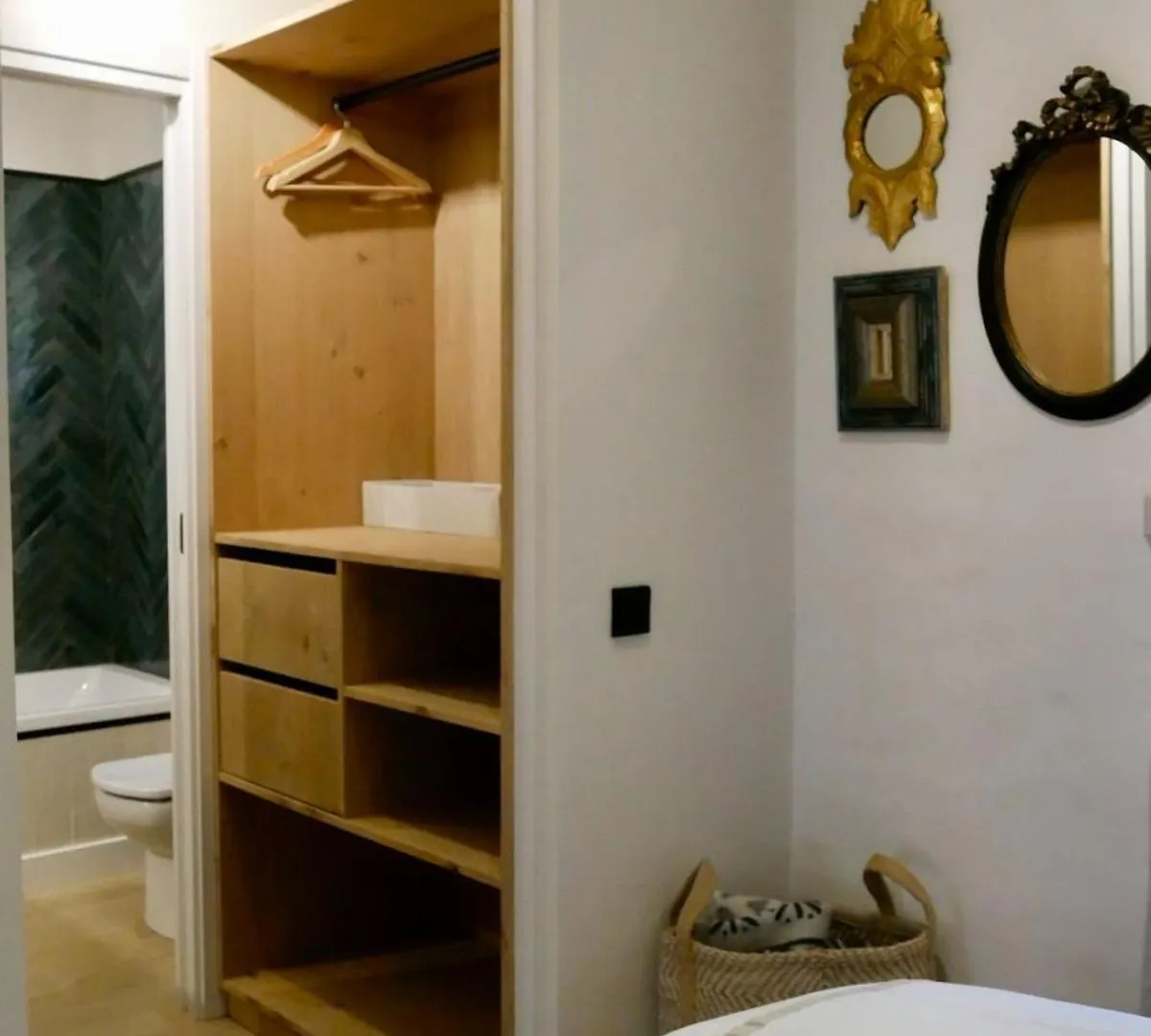 Arties Lodge Spain